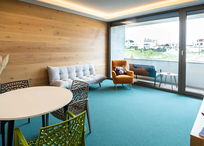 Lakeside Apartements