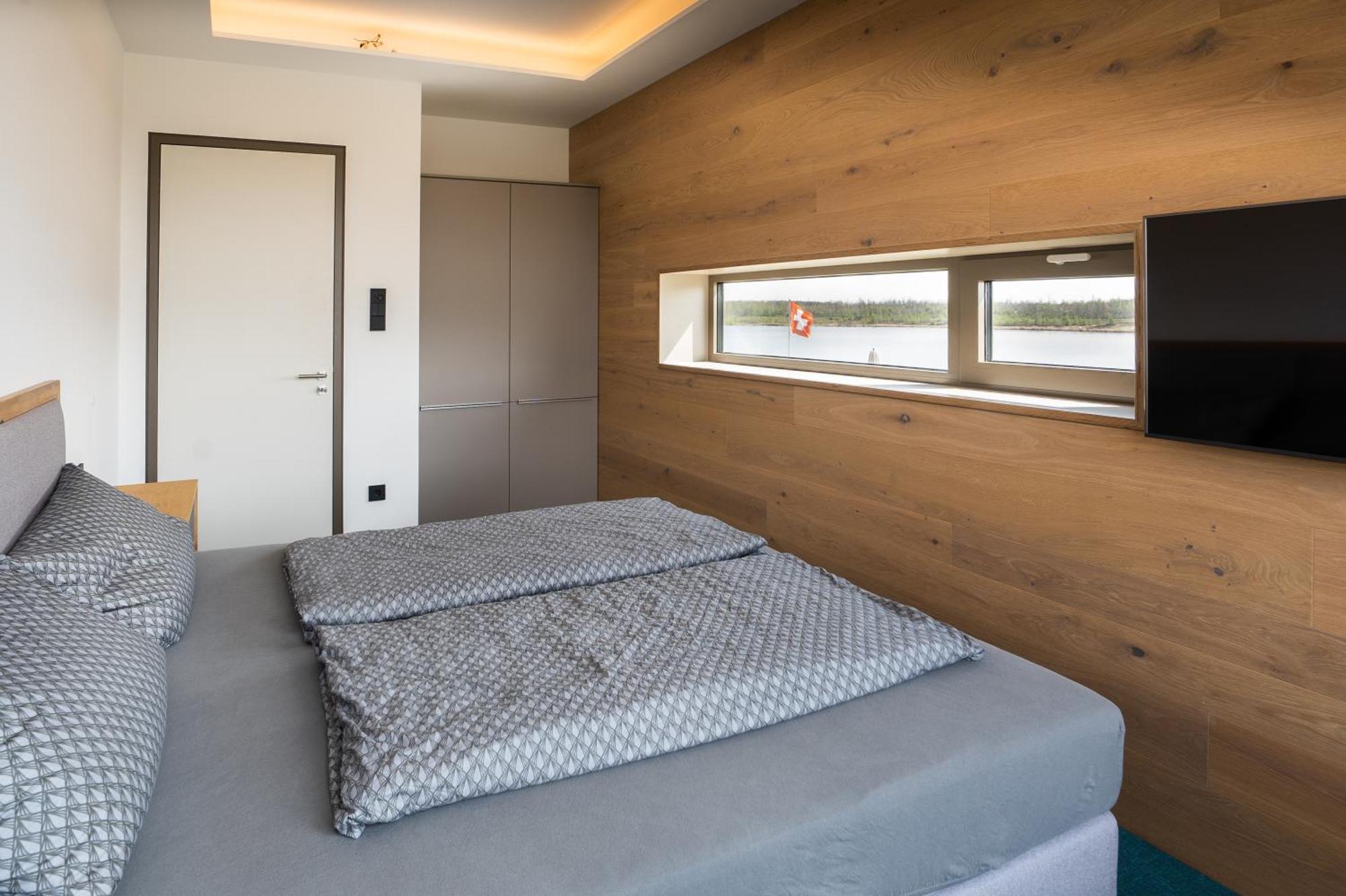 Lakeside Apartements