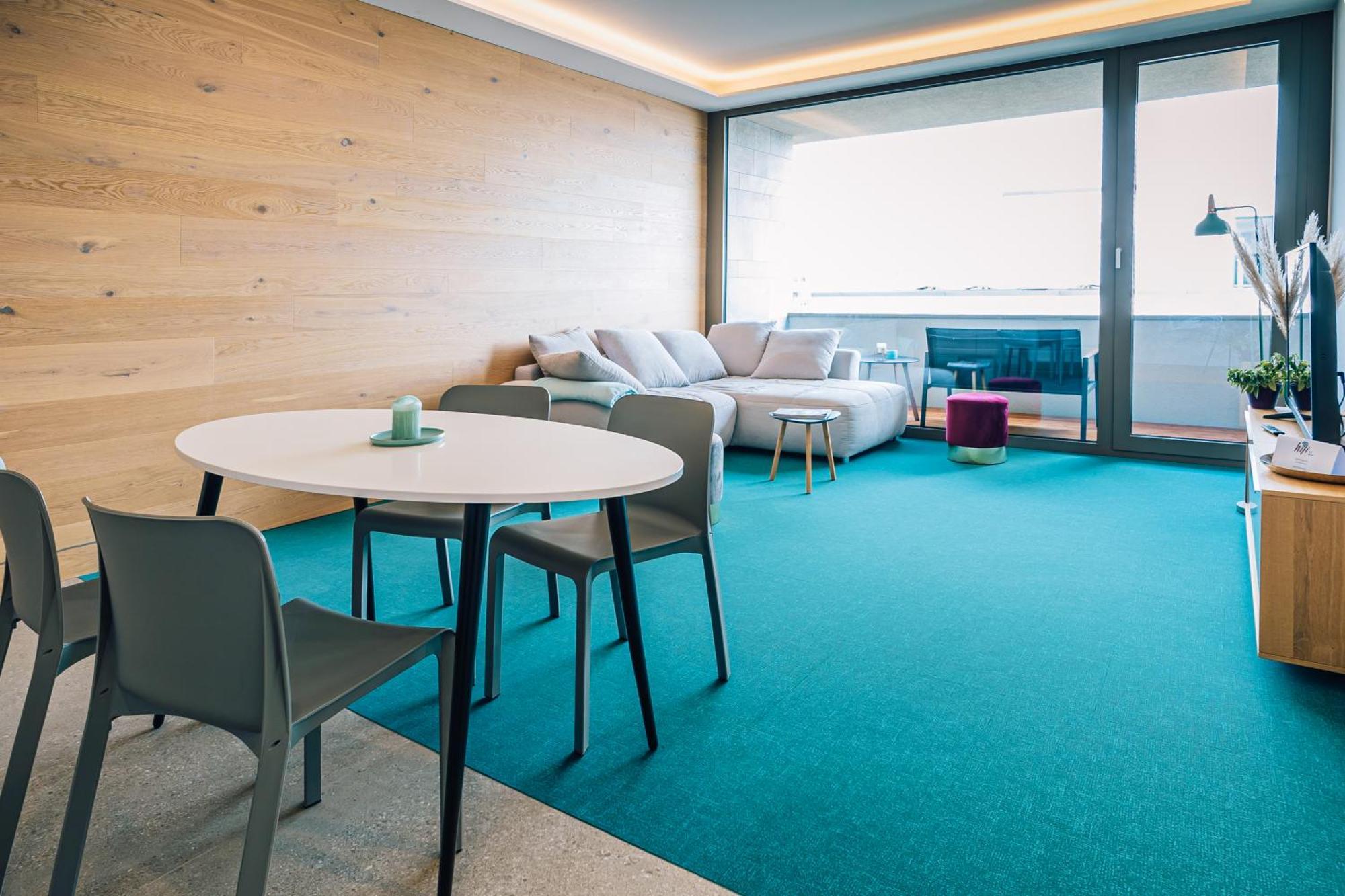 Lakeside Apartements Apartment *